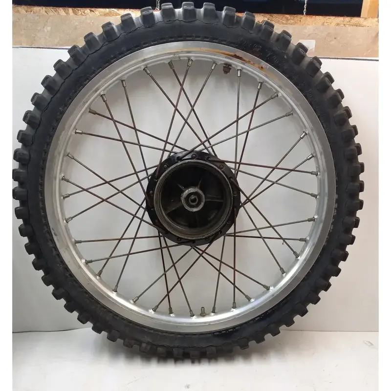 Suzuki 250 RS RS250 AHRMA Front Wheel rim 1980 1981 AP-93