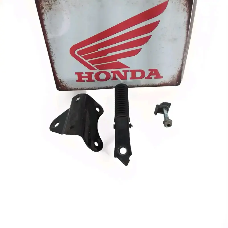 1980 Honda CB750C 750 Custom Passenger Foot Pegs Left and Right 1980-1982 cb750