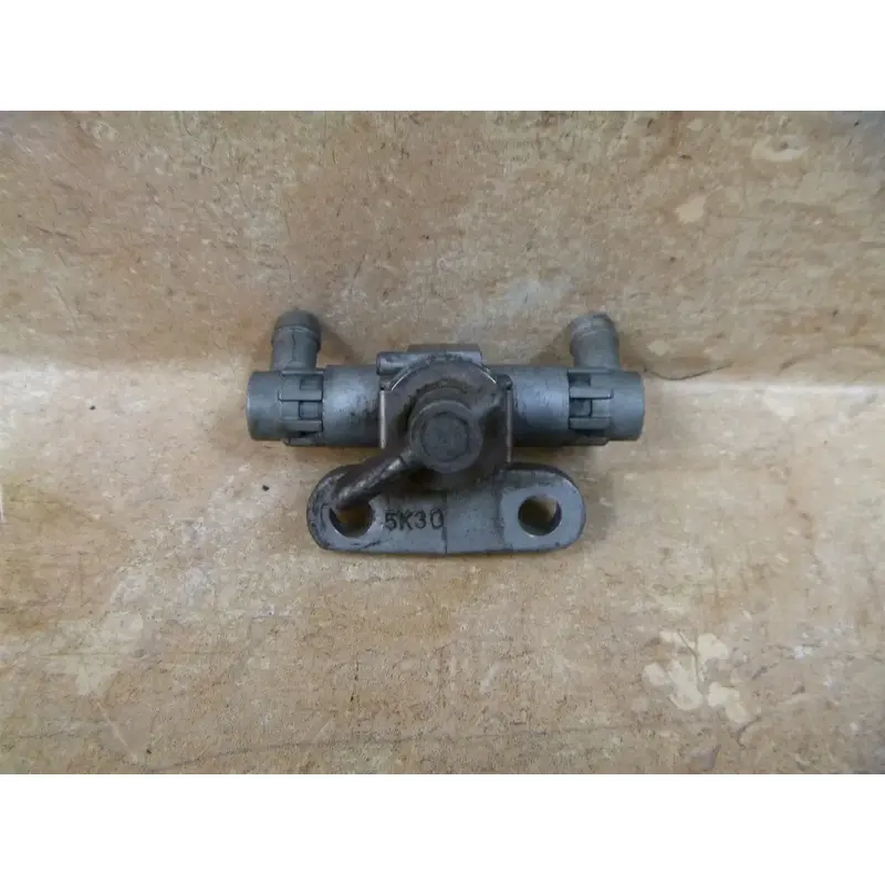 Suzuki 1400 GV CAVALCADE GV1400-LX Used Fuel Valve Petcock 1986 #SB13