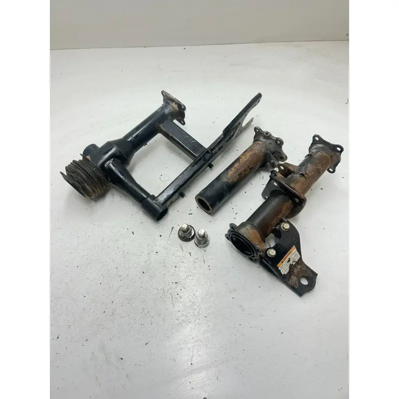 03 2003 Honda Foreman 450 TRX450FM OEM Rear Swingarm Swing Arm Axle Carrier Bolt