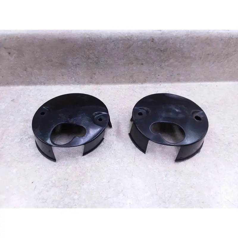 Kawasaki 550 GPZ KZ550-D GP-Z GPz550 Rear Meter Cover Pair DAMAGE 1981 ANX-C49