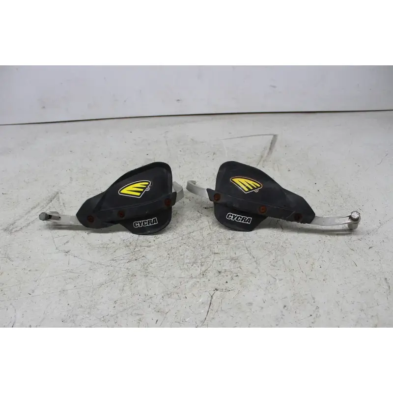 2011 YAMAHA GRIZZLY YFM700FGPH 4X4 HUNTER EDITION FI EPS HAND GUARDS