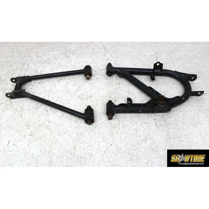 06 KAWASAKI BRUTE FORCE 650 KVF650 FRONT RIGHT UPPER LOWER CONTROL A ARM SET