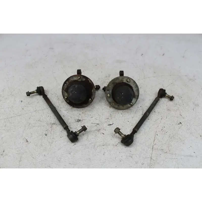 1986 YAMAHA MOTO 4 YFM80 FRONT STEERING KNUCKLES SET PAIR W/ TIE RODS