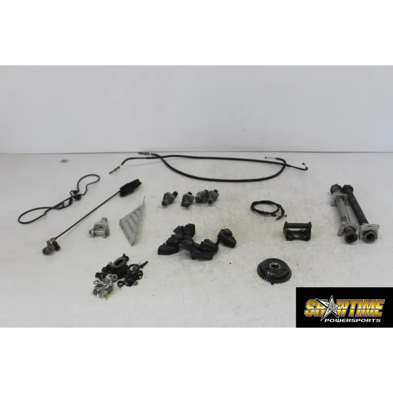 97-00 SUZUKI GSXR600 SRAD PARTS HARDWARE TANK BRACKET CABLE SWINGARM AXLE GEAR