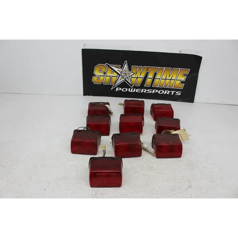 YAMAHA FZR600 TAIL LIGHT LOT