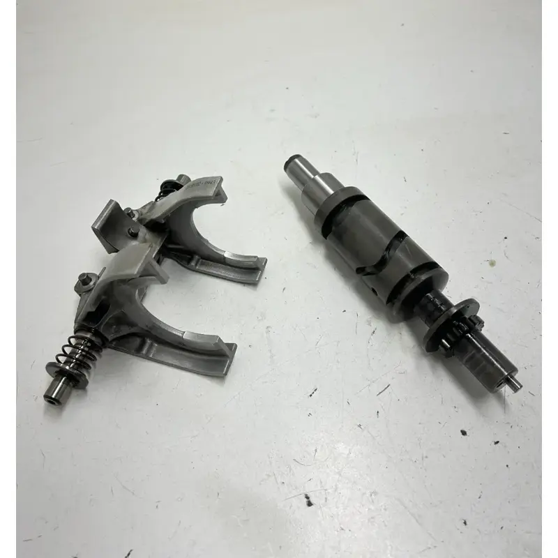 24 2024 Can-Am HD10 Defender Lonestar OEM Transmission Shift Forks Drum Assembly