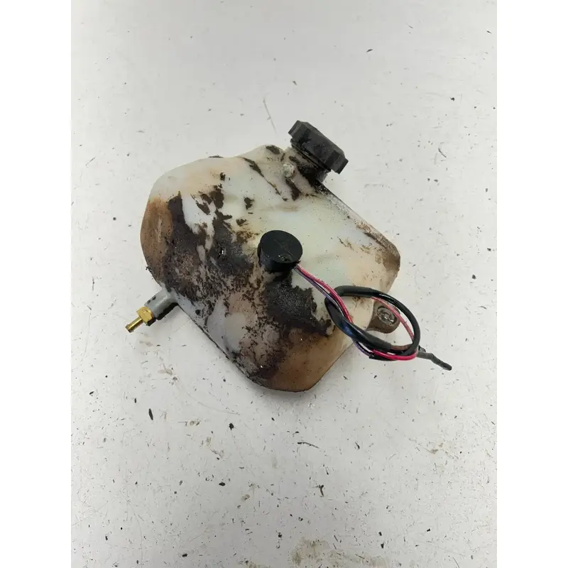 94 1994 Polaris Trail Boss 400 4X4 OEM Oil Tank Reservoir Bottle Lid Cap