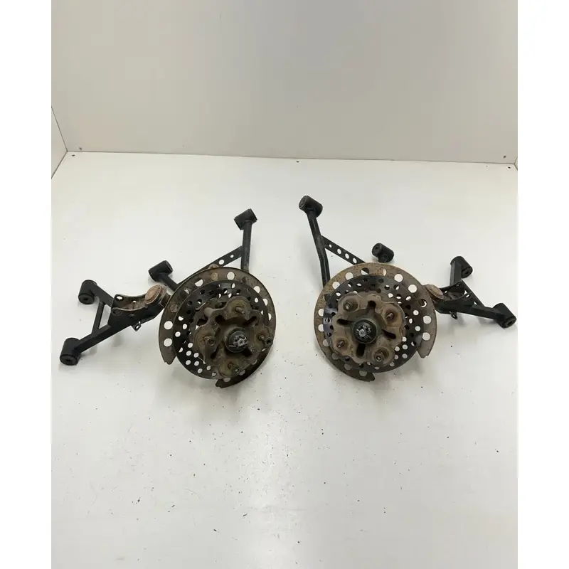 04 2004 Yamaha Bruin 350 YFM350 2X4 OEM GOOD! Front A Arms Spindle Hub Control