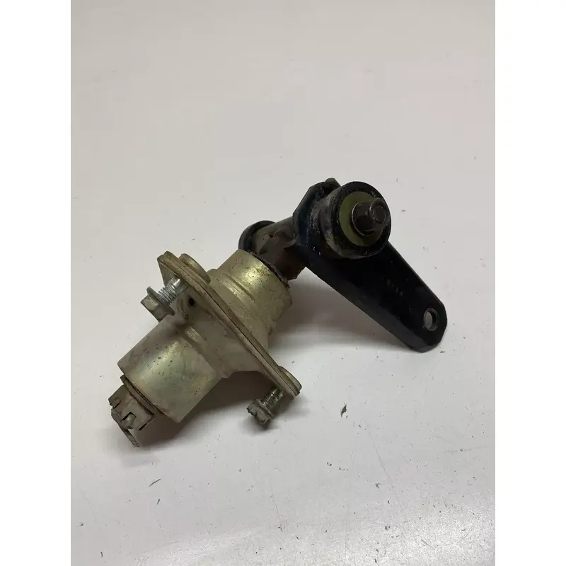 1983 83 SUZUKI QUADRUNNER 125 LT125 D Front Left Hub Spindle  Free Ship
