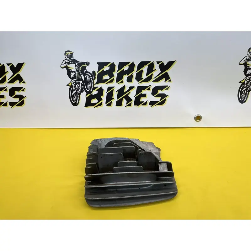 1982 Yamaha YT125J YT125 YT 125J 125 Tri Moto Cylinder Head