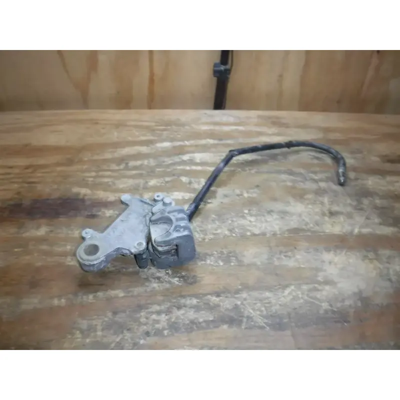 1990 Rm125 Rear Brake Caliper Cylinder Hose Pipe Line Pads