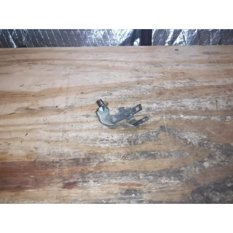 2010 CRF250R Radiator Bracket Frame Fitting Rad Mount Holder