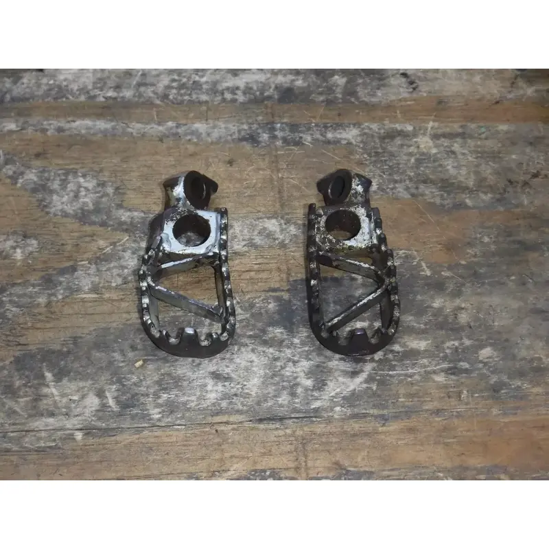 1990 Kx125 (A) Kawasaki Foot Rests Pegs Frame Fittings Boot Pedal