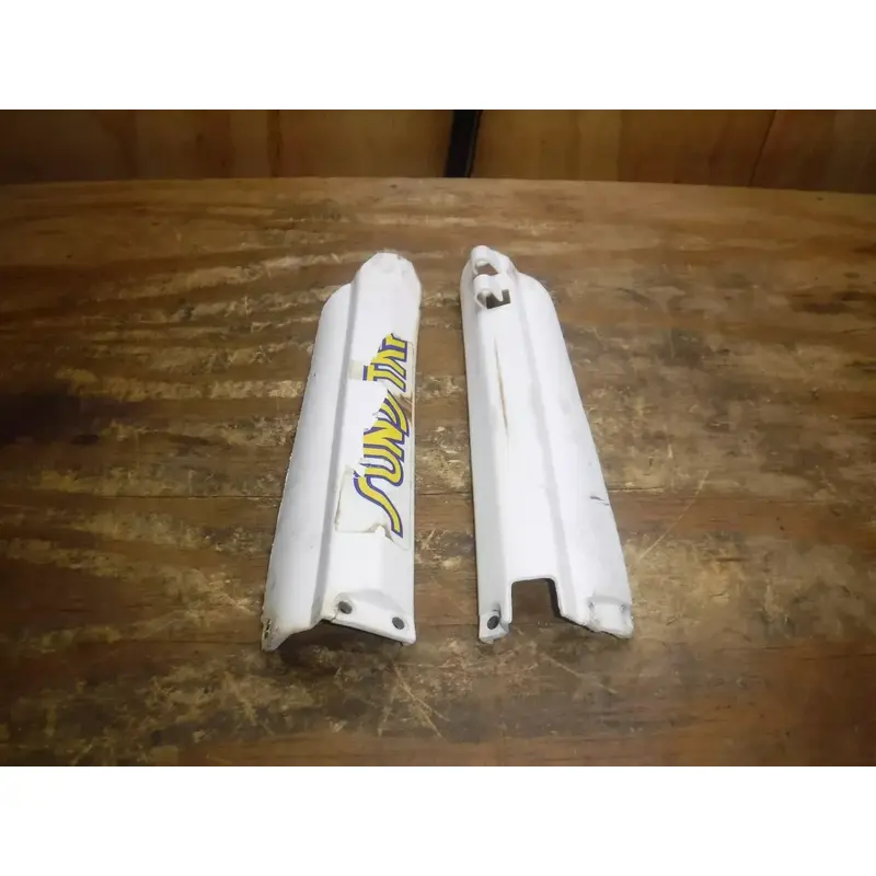 2000 Yz426F Front Fork Guards Protector Plastics Plastic Body