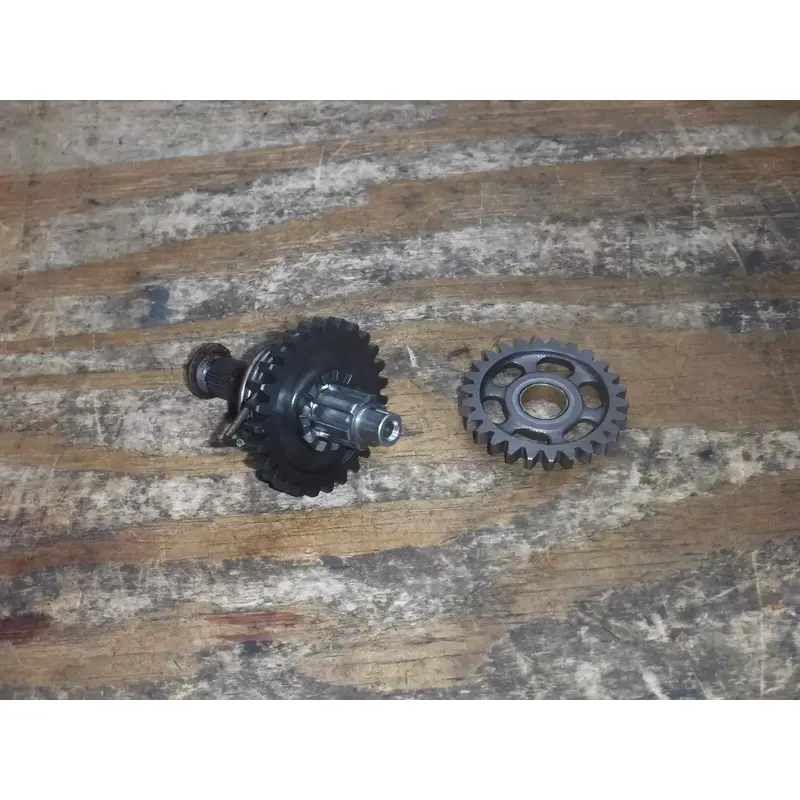 2002 Rm125 (A) Suzuki Kick Start Shaft Kicker Drive Gear Assembly Not Complete