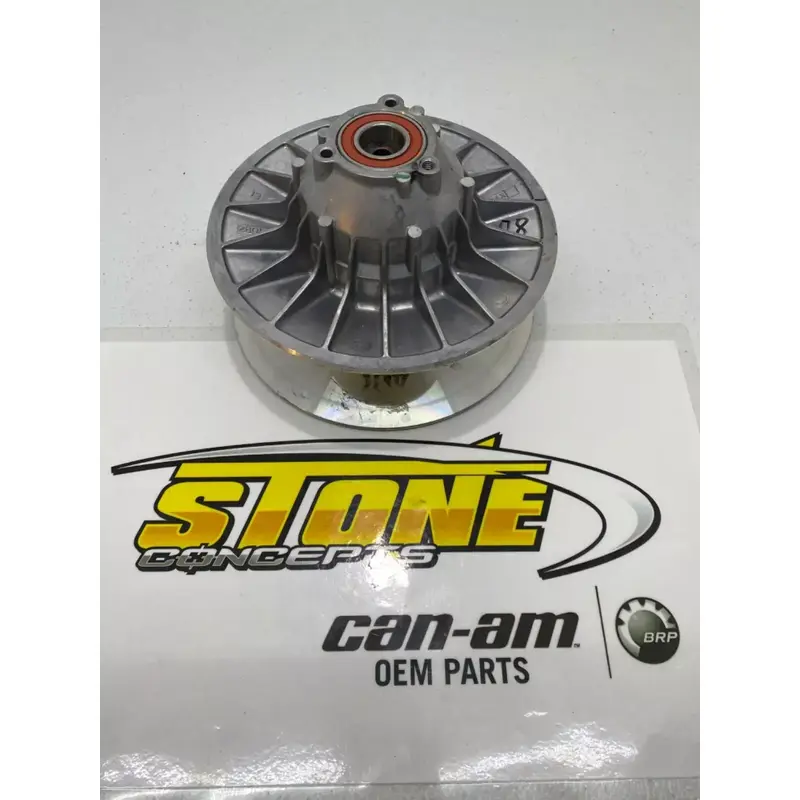 NEW CanAm Outlander Renegade Maverick Commander Secondary Clutch Assembly 1000