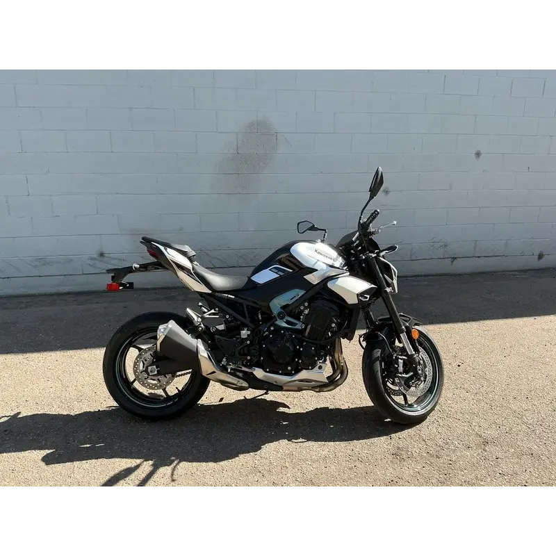 New 2025 Kawasaki Z900 ABS Galaxy Silver/Metallic Spark Black