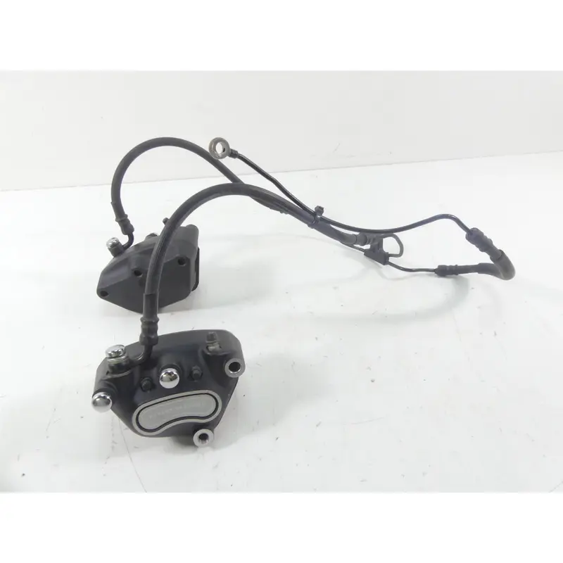 2006 Harley Touring FLHTCUI Electra Glide Front Brake Caliper Set 44046-00D