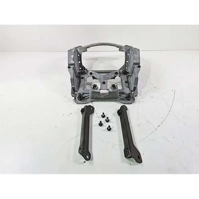 2012 Victory Cross Country Front Fairing Cover Cowl Support Stay Bracket 5136536
