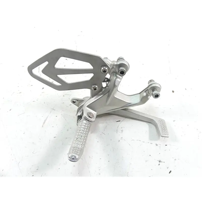 2018 BMW S1000RR K46 Right Foot Peg Set & Brake Ped Pedal 46718559066
