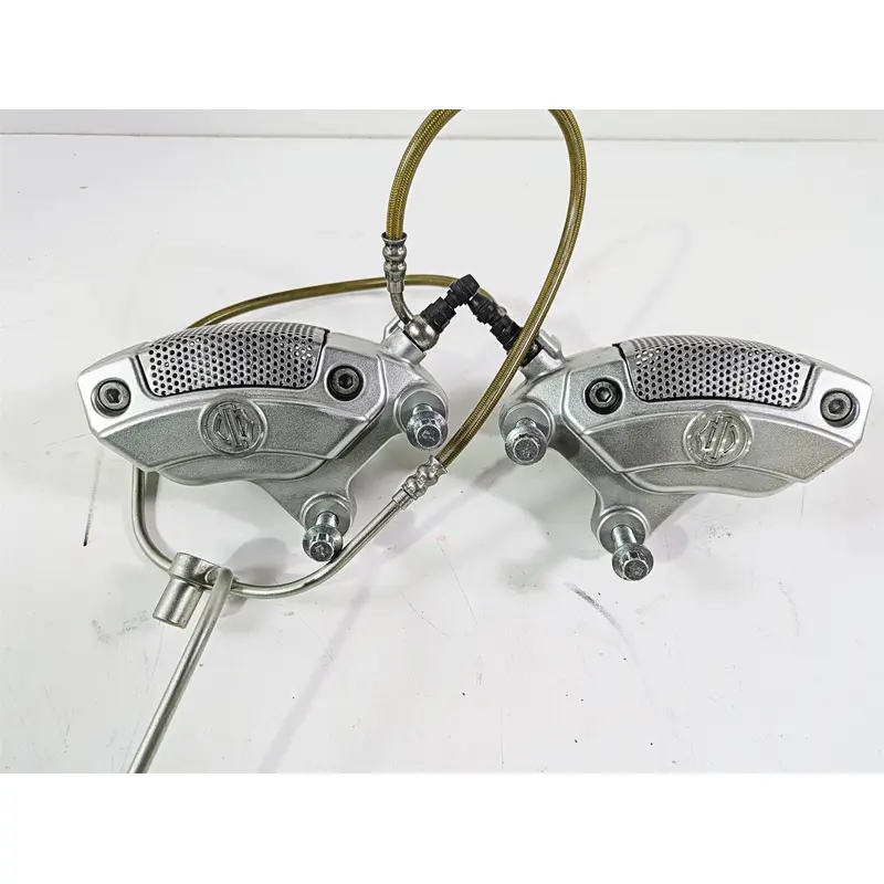 2006 Harley VRSCR Street V-Rod Front Brake Caliper Set Silver 44505-06A 44506-06