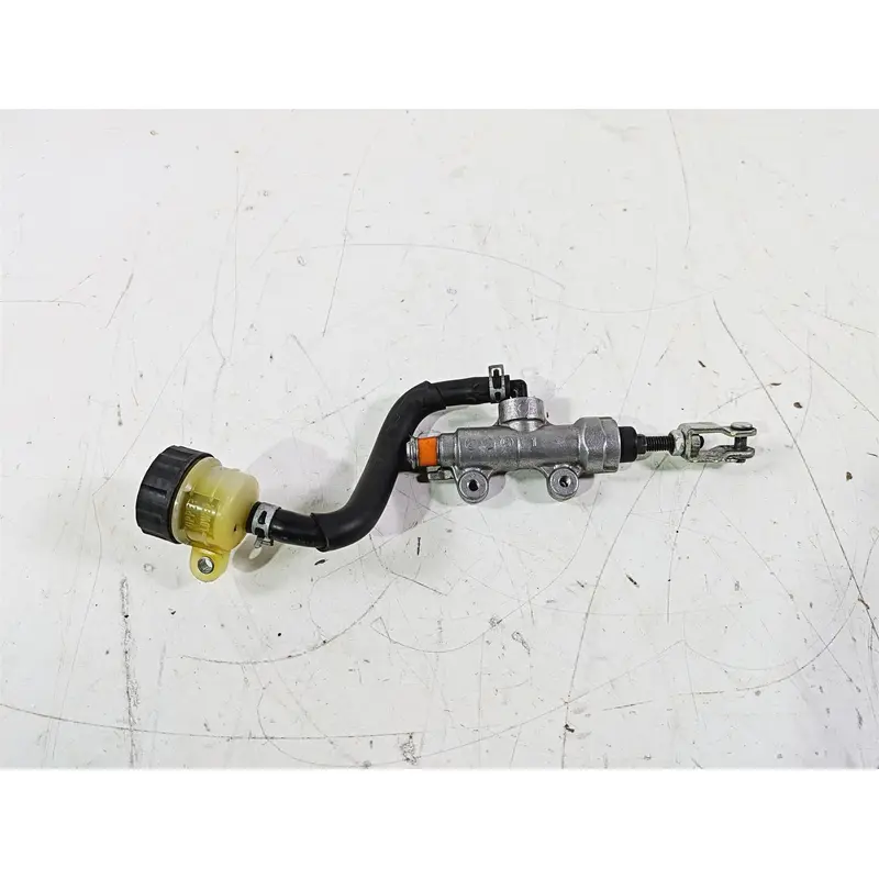 2016 Suzuki GSXR1000 Nissin Rear Brake Master Cylinder 69600-47H30 69600-47H31