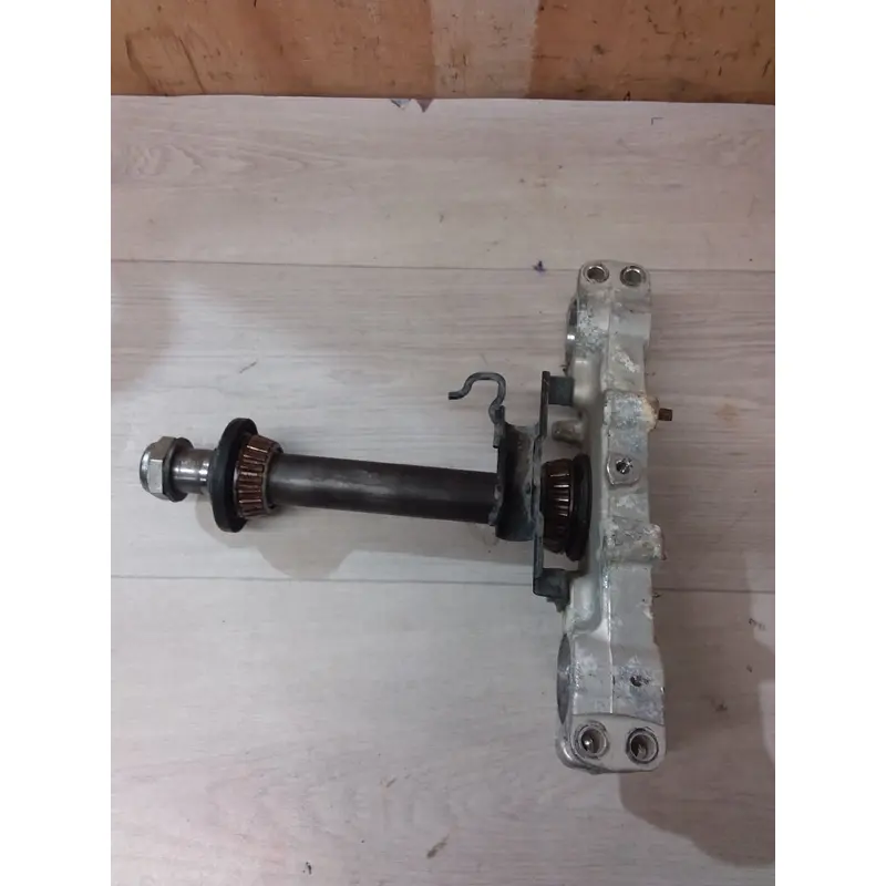 Kawasaki Stockman Lower fork clamp