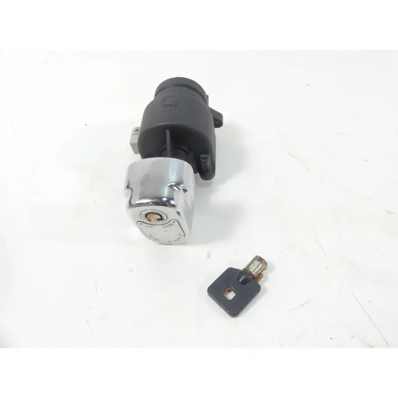 2014 Harley Touring FLHX Street Glide Ignition Switch + Key Lock Set 71400012A