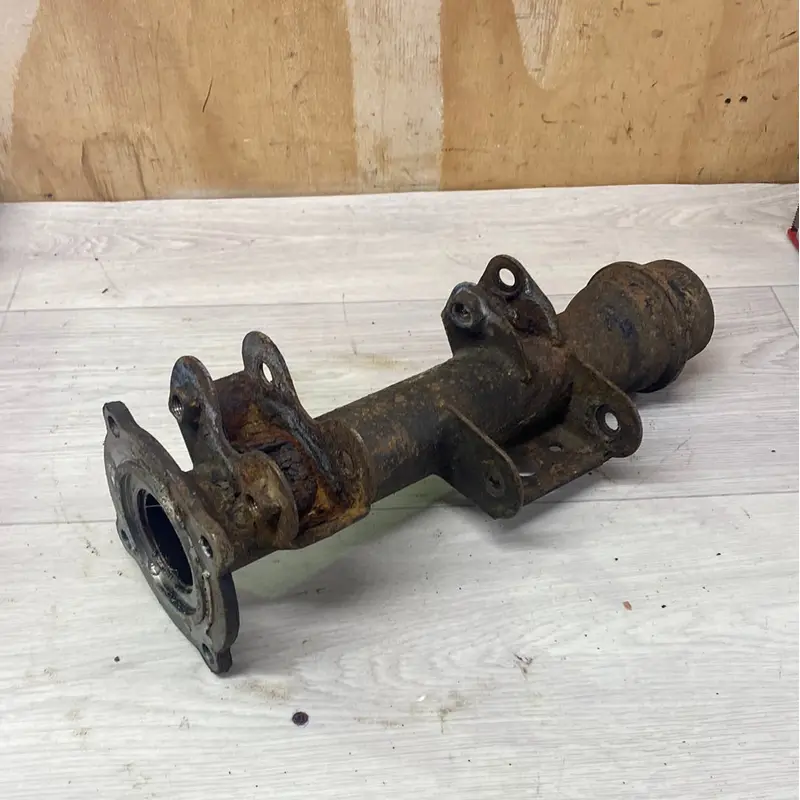 Suzuki LTA500 Quadmaster left axle tube