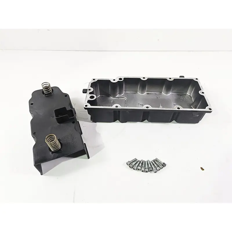 2005 Harley Touring FLHRI Road King Transmission Bottom Cover Oil Pan 62711-99