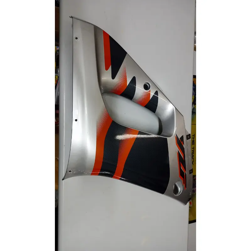 PANEL ASSEMBLY 2 YAMAHA YZF-R6 2001